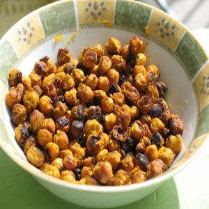 Spicy Chickpea Snack Mix image