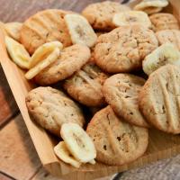 Peanut Butter Banana Chip Cookies image