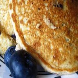 Mom's Oatmeal Blueberry Pancakes_image