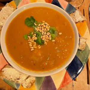 Curried Butternut Squash and Apple Bisque_image