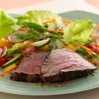 Grilled Spicy Filet Mignon Salad with Ginger-Lime Dressing_image
