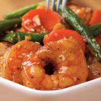 One-Pan Shrimp And Green Bean Stir-fry Recipe by Tasty image