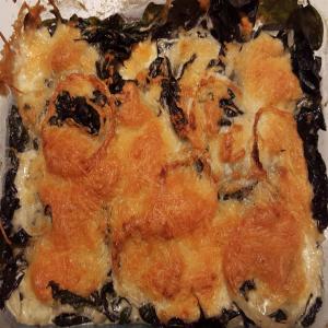 Baked Greens and Onions Au Gratin_image
