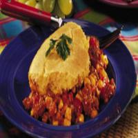 Baked Chili with Cornmeal Crust_image