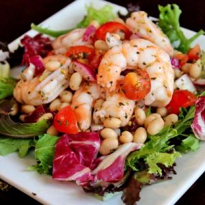 Shrimp and White Bean Salad image