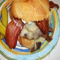 Delicious Bacon/ Mushroom/ Swiss Burger - Cassies image