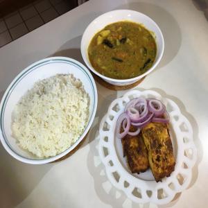 Easy Indian Meal With Fish Fry_image