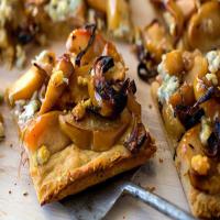 Roasted Apple, Shallot and Blue Cheese Tart_image