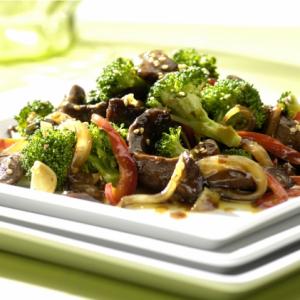 Sesame Beef with Broccoli in an Air Fryer Recipe - (4/5)_image