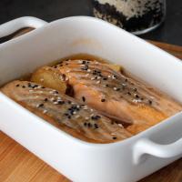 Ginger-Soy Baked Salmon_image