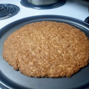 Pizza Pan Oatmeal Cookie image