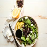 Quick and Delicious Goat Cheese Salad_image