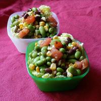 Edamame Salad with Homemade Garlic Cilantro Vinaigrette_image