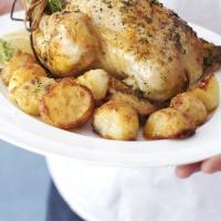 Crunchy roast potatoes image