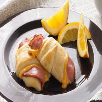 Hot Ham and Cheese Roll-Ups_image