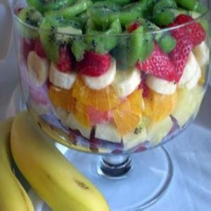 Weight Watchers Layered Fruit Salad_image