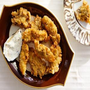 Fried Oysters With Tartar Sauce_image