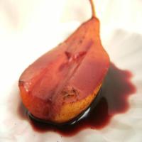Pears Poached in Spiced Wine_image