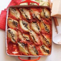 Ricotta and Spinach Stuffed Shells image