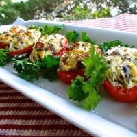 Slow-Roasted Tomatoes with Feta, Olives and Pinenuts_image