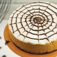 Spider Web Drizzle Pumpkin Cheesecake_image