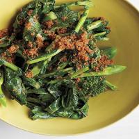 Broccoli Rabe with Anchovies and Breadcrumbs_image