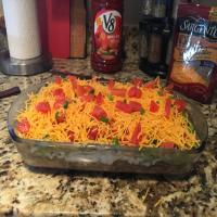 Easy Meaty 7-Layer Taco Dip_image
