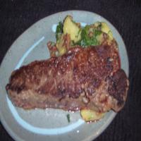 Grilled Rib-Eye of Beef With Warm Potatoes, Bacon, and Leeks_image