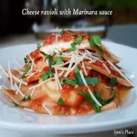 Cheese Ravioli with Marinara sauce_image