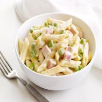 Four-Cheese Pasta With Peas and Ham image