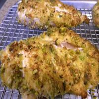 Pistachio-Crusted Chicken Breast_image
