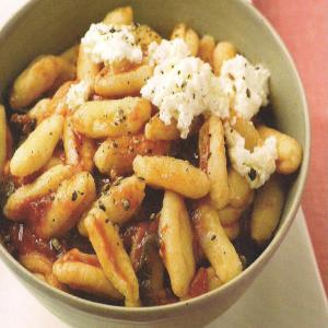 Cavatelli with Red Sauce and Ricotta_image