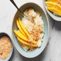 Microwave Coconut Sticky Rice With Mango image