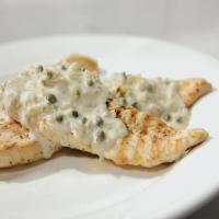 Grilled Chicken with Creamy Caper Sauce_image