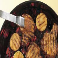 Mesquite Grilled Pork Chops with Sweet Onion_image