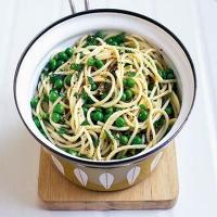 Summer pasta with peas & mint image