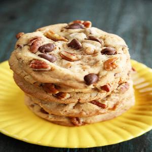 Chocolate Chip Toffee Pecan Cookies_image