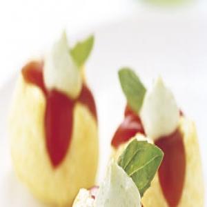 Cherry Tomato Polenta Tartlets with Basil Mayonnaise_image