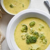 Healthy Broccoli Cheese Soup_image