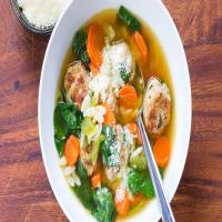 Turkey Meatball Soup with Spinach and Orzo_image
