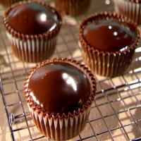 Chocolate Cheesecake Cupcakes with Ganache Frosting_image