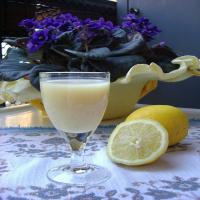 Lemon cream liqueur_image