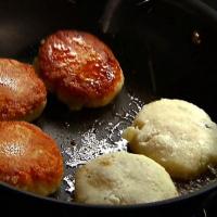 Potato Cakes with Mozzarella and Pesto image