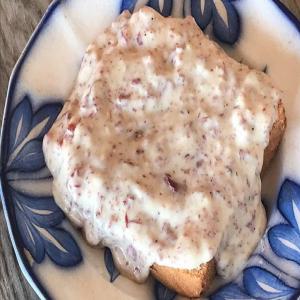 Easy Chipped Beef Gravy Recipe using Dried Beef and Served over Toast_image