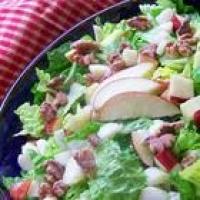 Apple, Brie, and Walnut Salad Recipe_image