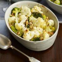 Creamy cauliflower & broccoli bake image