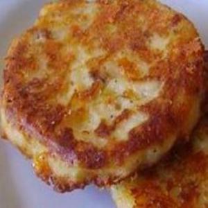 Bacon Cheddar Potato Cakes - made from leftover mashed potatoes_image