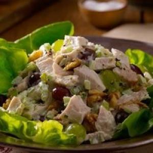 Turkey Salad with Grapes and Walnuts_image