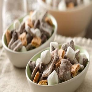 S'mores Chocolate Toast CrunchÂ® Snack Mix_image