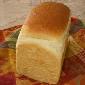 Bread Machine Coconut Bread_image